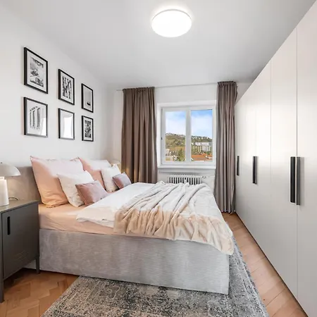 Luxury In Old Town